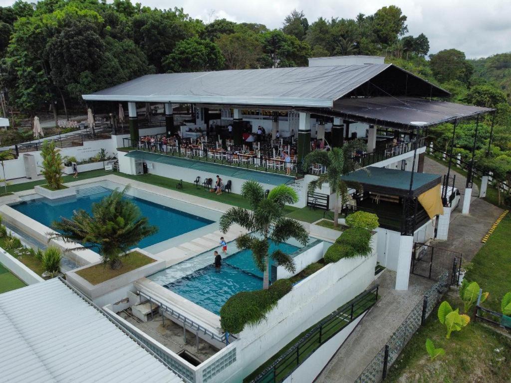 Ultra Winds Mountain Resort (Adults Only) Кагаян-де-Оро Экстерьер фото