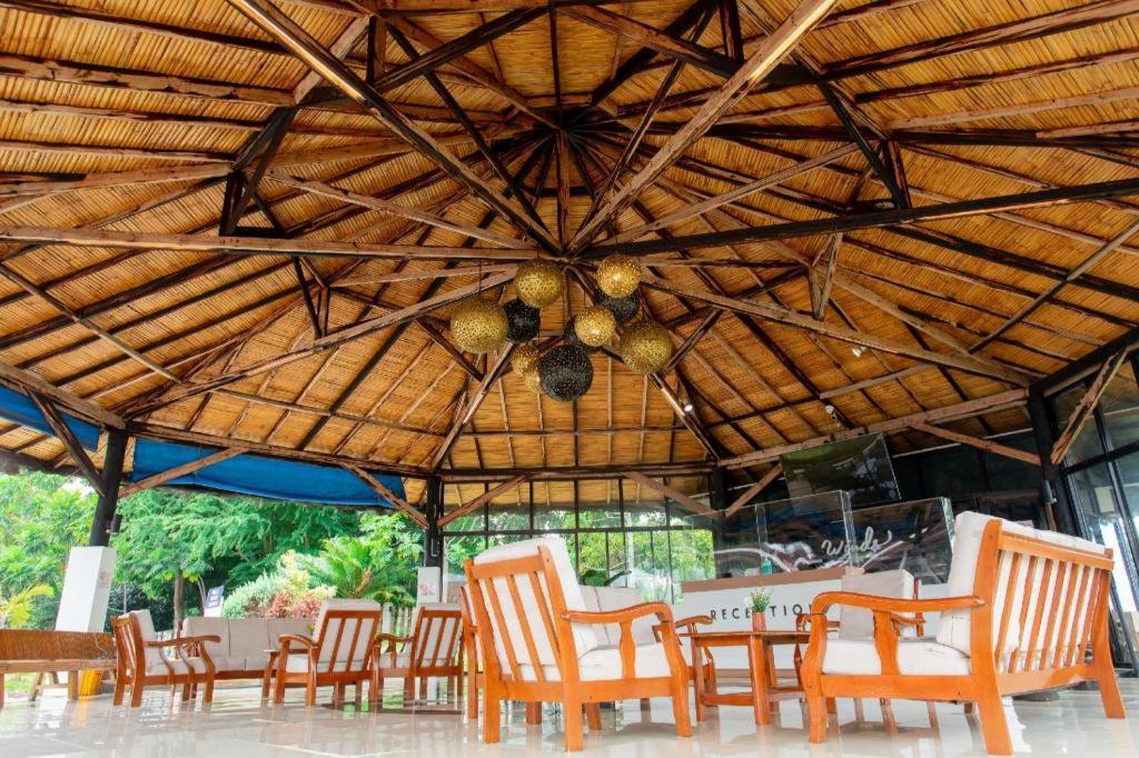 Ultra Winds Mountain Resort (Adults Only) Кагаян-де-Оро Экстерьер фото