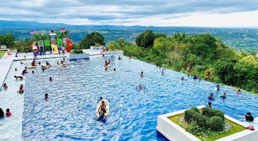 Ultra Winds Mountain Resort (Adults Only) Кагаян-де-Оро Экстерьер фото